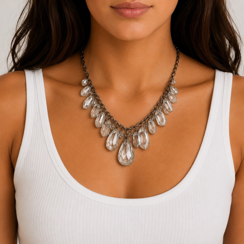 Statement Clear Faceted Lucite Acrylic Teardrop Bib Necklace Silver Tone Chunky